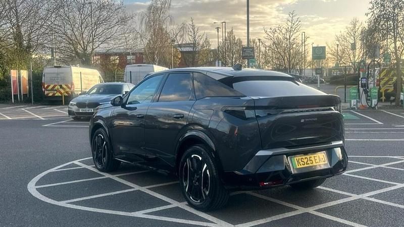 Used Peugeot e-3008 GT 152 kW (207 HP) 2025 Grey SUV