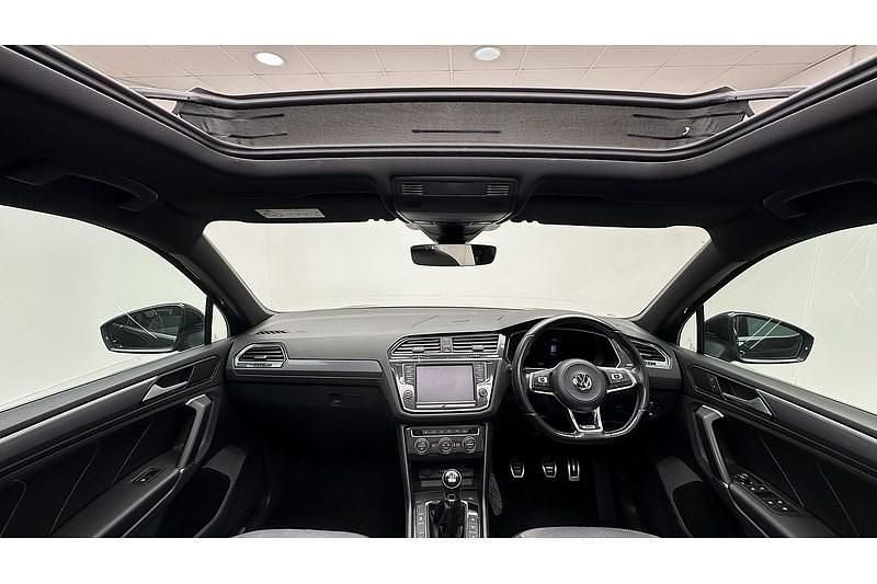 Used VW Tiguan R-line 150 HP (110 kW) 2017 Black SUV