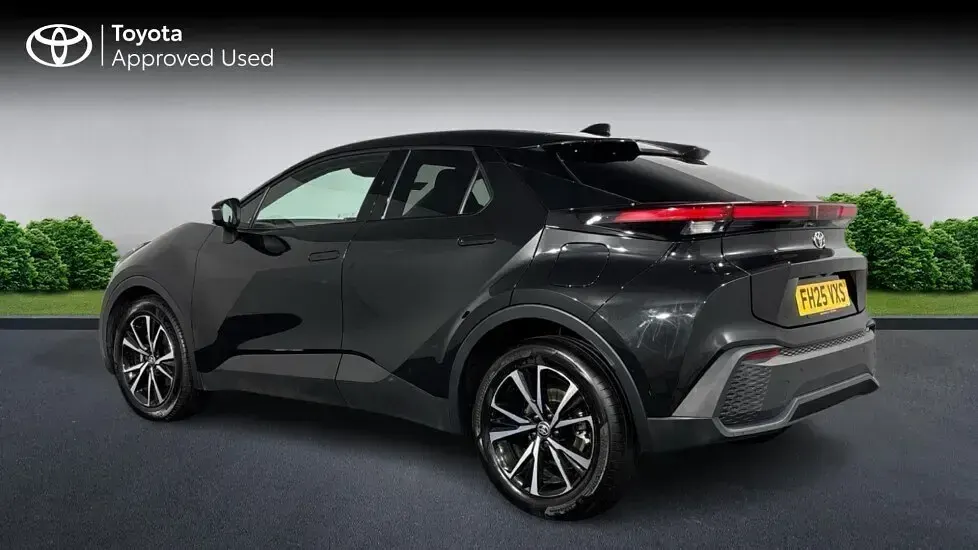 Used Toyota C-HR Design 140 HP (102 kW) 2025 Black SUV