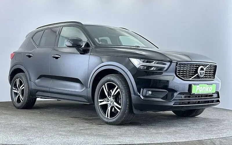 Used Volvo XC40 R-Design 190 HP (139 kW) 2020 SUV