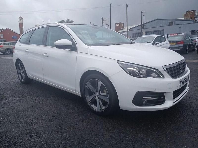White Used 2019 Peugeot 308 Allure Estate | £6,995 (Good price) - Image 1/4