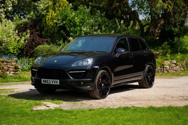 Black Used 2014 Porsche Cayenne Turbo SUV | £21,995 - Image 1/4