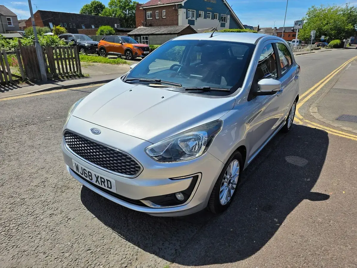 Used Ford Ka Plus Zetec 85 HP (62 kW) 2018 Silver Hatchback