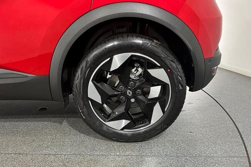 Used Renault Captur Techno 90 HP (66 kW) 2025 Red  SUV