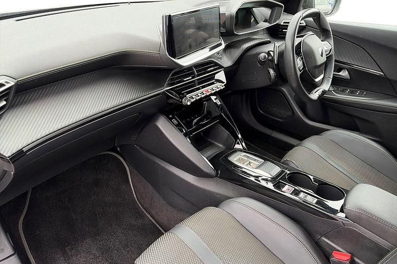 Used Peugeot 2008 GT 131 HP (96 kW) 2024 Black SUV