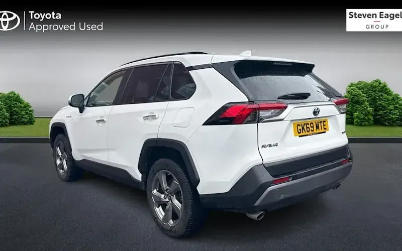Used Toyota RAV4 218 HP (160 kW) 2025 SUV
