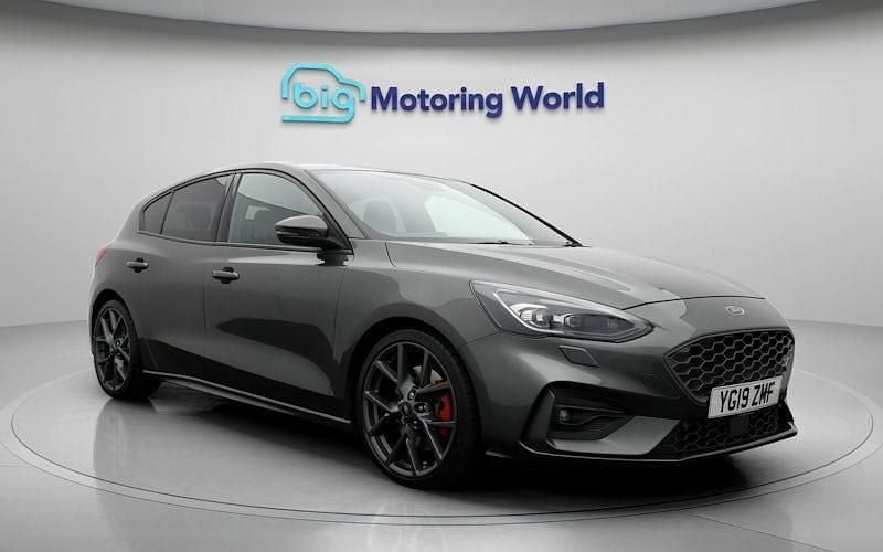 Used 2021 Ford Focus ST Hatchback | £17,000 (Super price) - Image 1/4