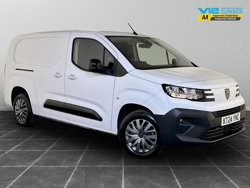 White Used 2024 Peugeot Partner MPV | £15,295 (Fair price) - Image 1/2