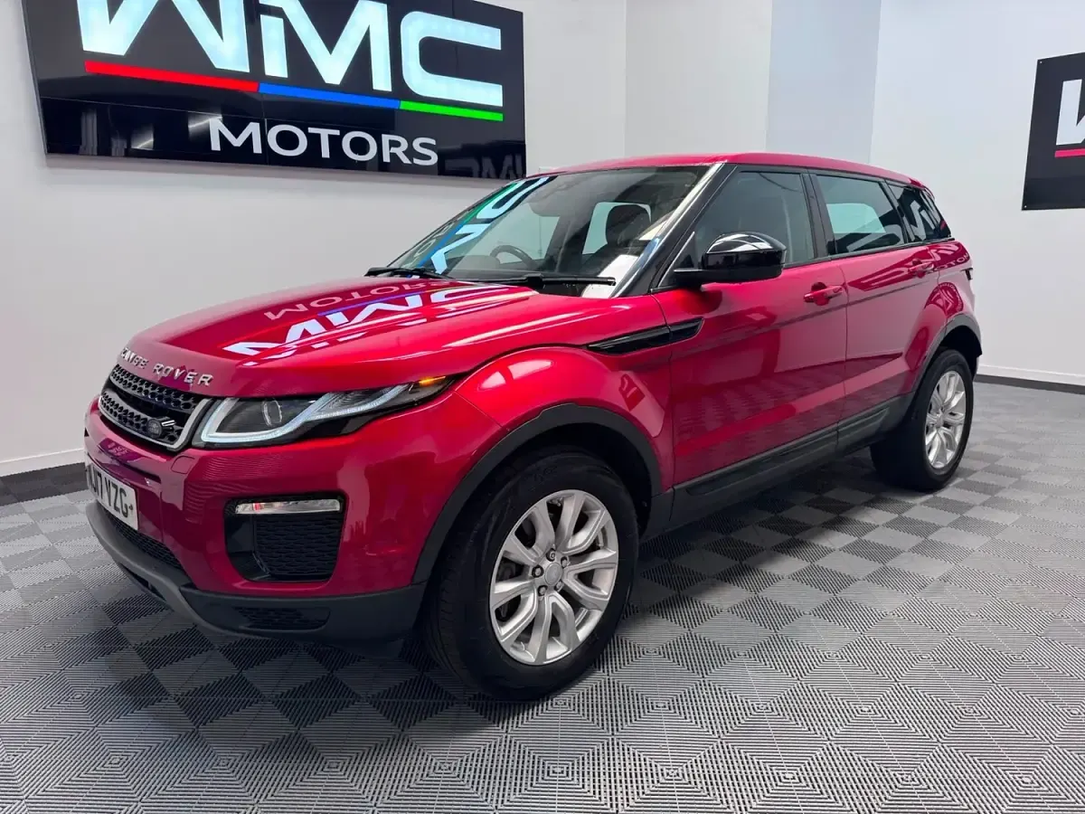 Used Land Rover Range Rover evoque SE 2017 Red Estate
