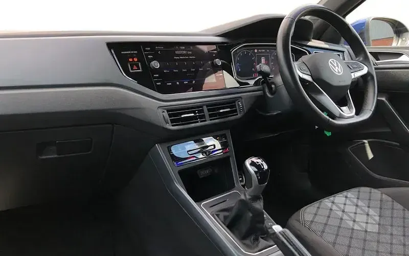 Used VW Taigo R-line 110 HP (80 kW) 2023 Blue SUV