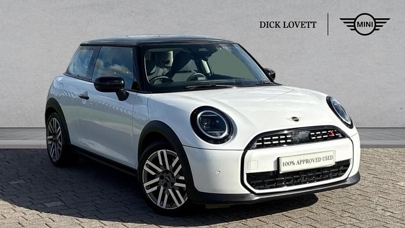 Usado Mini Cooper S Hatch 201 HP (147 kW) 2024 Branco Citadino