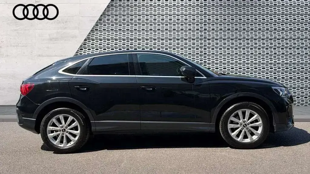 Used Audi Q3 Sport 150 HP (110 kW) 2022 Black SUV