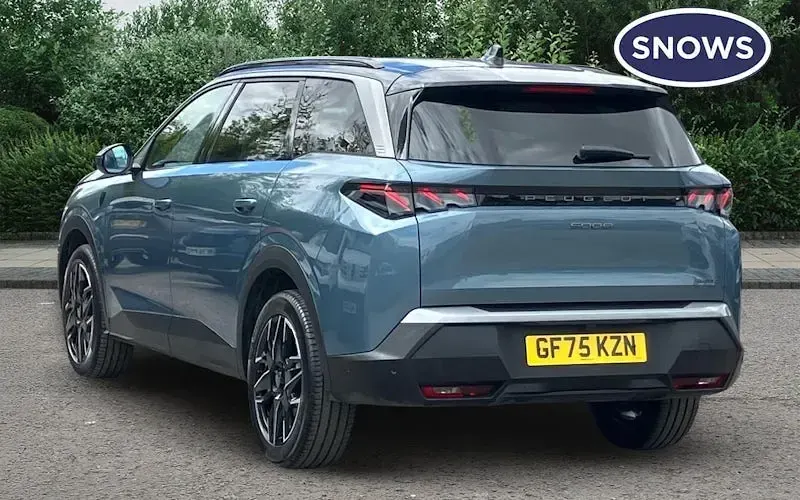 Used Peugeot 5008 GTi 145 HP (106 kW) 2025 Blue SUV