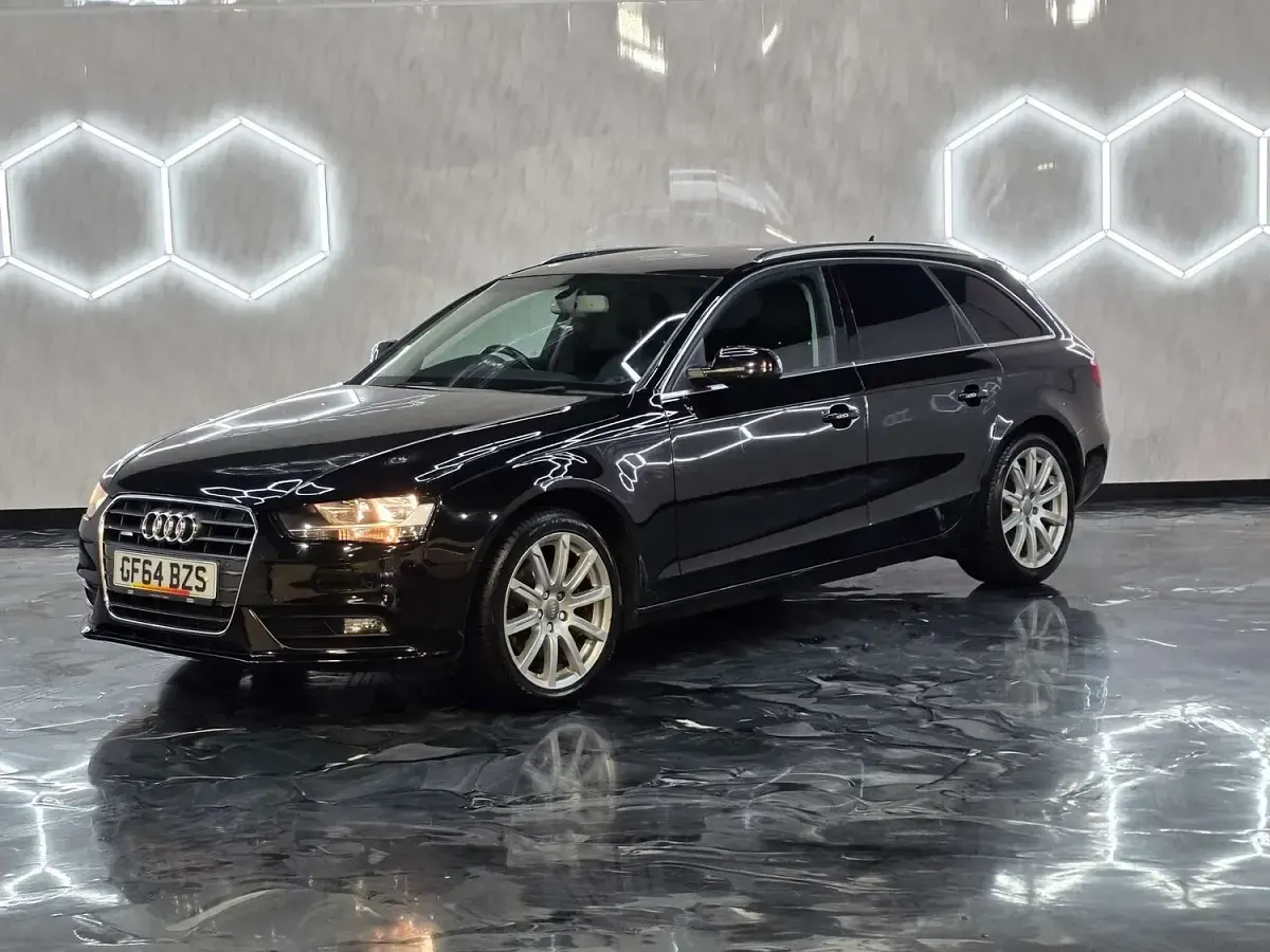 Used Audi A4 Advanced 177 HP (130 kW) 2014 Black Estate