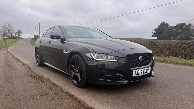 Used Jaguar XE R-Sport 180 HP (132 kW) 2016 Black Sedan