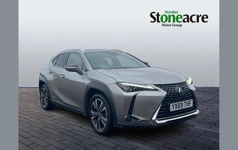 Silver Used 2019 Lexus UX 250h SUV | £19,695 (Fair price) - Image 1/4