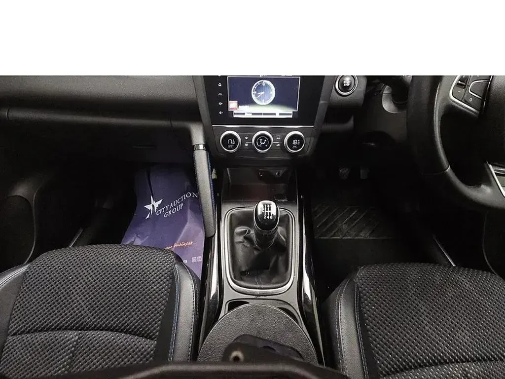 Used Renault Kadjar Version S 115 HP (84 kW) 2021 Diamond black SUV