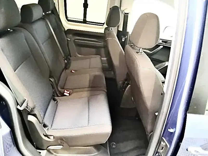 Begagnad VW Caddy Life 2019 Blå Minibuss