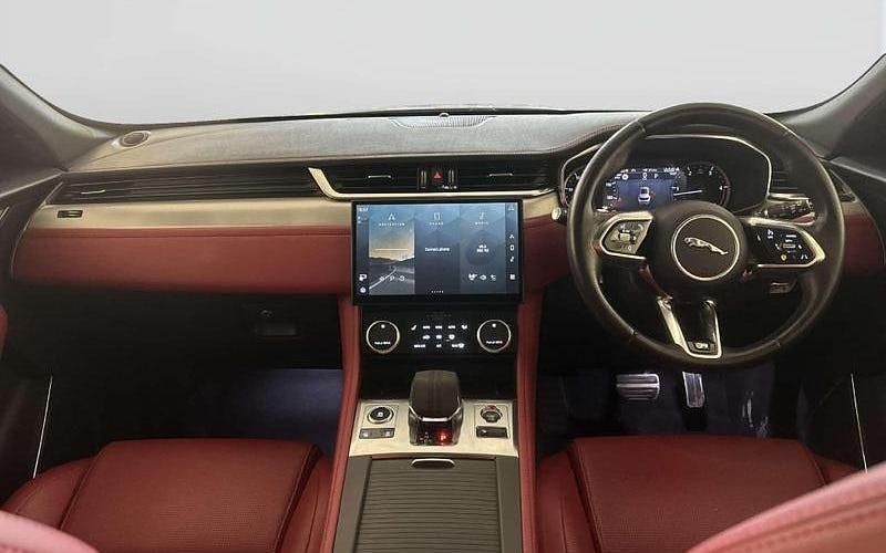 Used Jaguar F-Pace R-Dynamic 204 HP (150 kW) 2022 Silver SUV