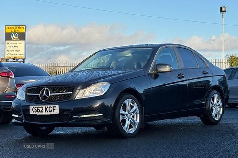 Used Mercedes C200 Executive 2013 Black Sedan