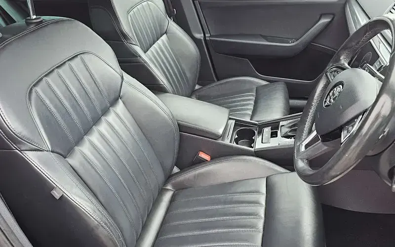 Used Skoda Superb SE L Executive 190 HP (139 kW) 2016 Grey Estate