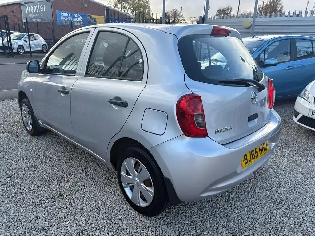 Używany Nissan Micra Visia 80 KM (58 kW) 2015 Srebrny Hatchback