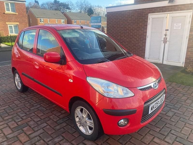 Red Used 2009 Hyundai i10 Comfort Hatchback | £2,899 (Super price) - Image 1/4