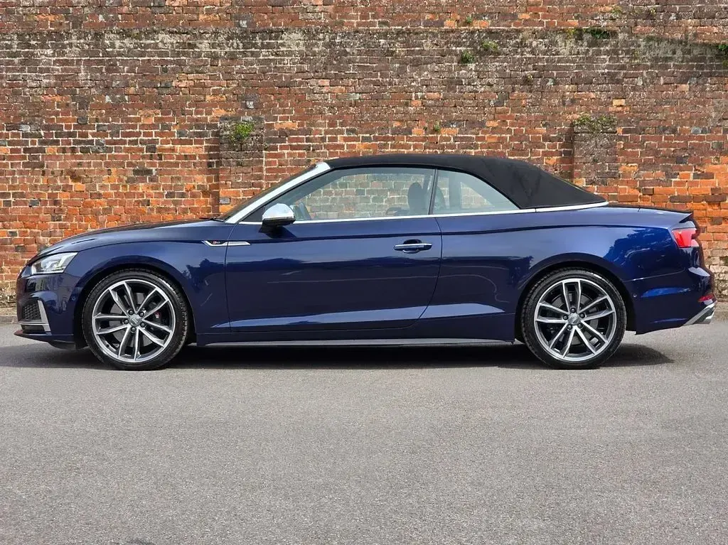 Used Audi S5 Cabriolet Advanced 354 HP (260 kW) 2017 Blue Cabriolet