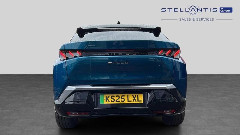 Used Peugeot e-3008 GT 152 kW (207 HP) 2025 Blue SUV