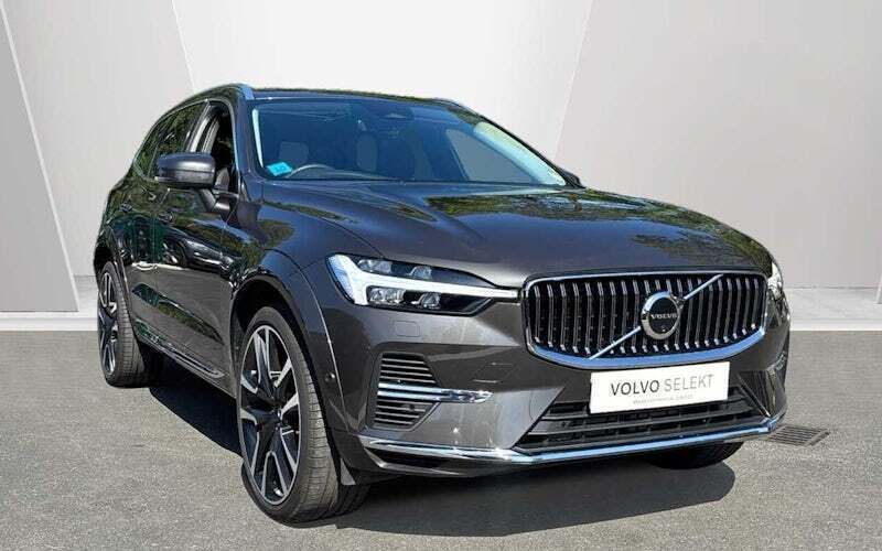 Used 2025 Volvo XC60 Ultra SUV | £49,995 - Image 1/3