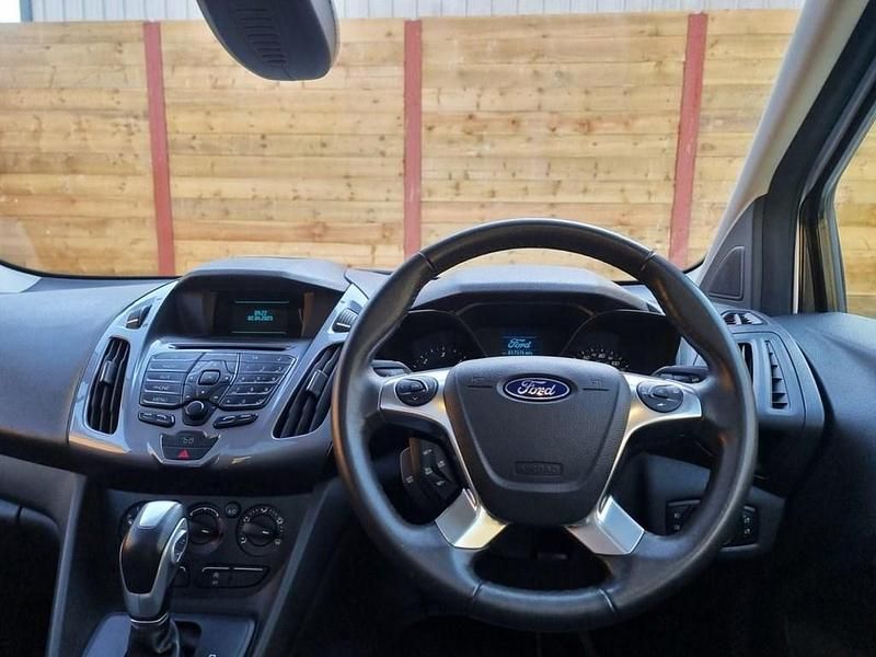 Used Ford Tourneo Connect Titanium 2017 Silver MPV