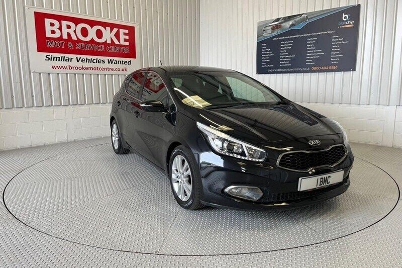 Used 2012 Kia Ceed 2 Hatchback | £4,290 (Fair price) - Image 1/1