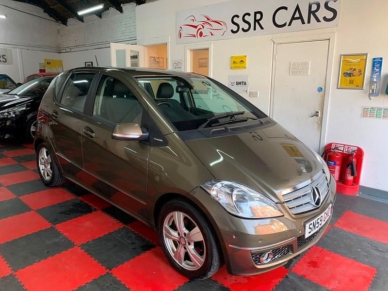 Used Mercedes A180 Avantgarde 109 HP (80 kW) 2010 Brown Hatchback