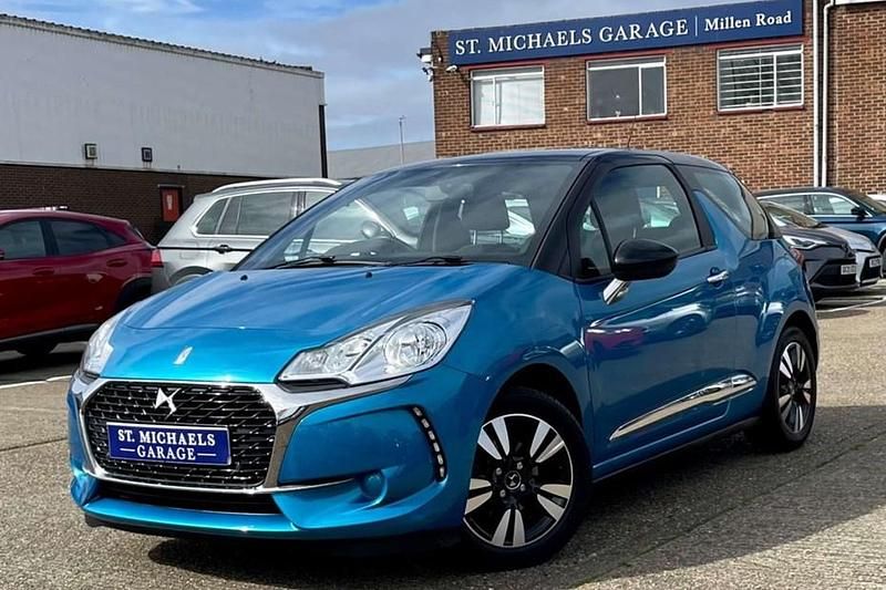 Used DS Automobiles DS3 Chic 2016 Blue Hatchback