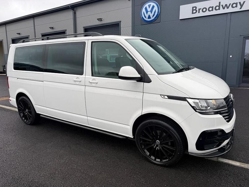 Used VW Shuttle SE 150 HP (110 kW) 2021 White MPV