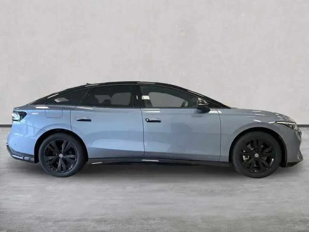 New VW ID.7 Pro 210 kW (286 HP) 2026 Blue Hatchback