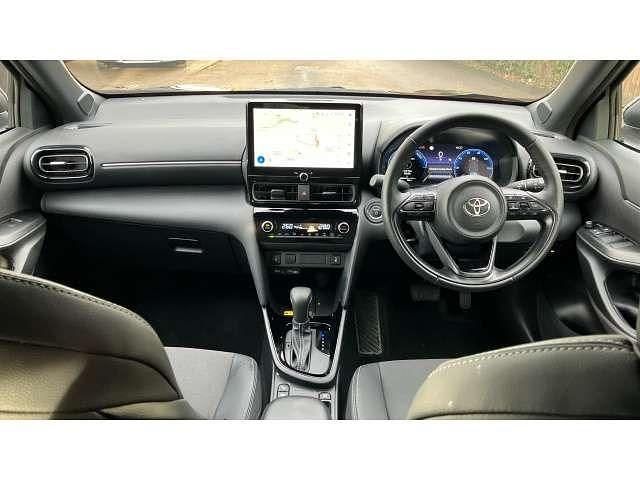 Used Toyota Yaris Cross 128 HP (94 kW) 2025 Black SUV