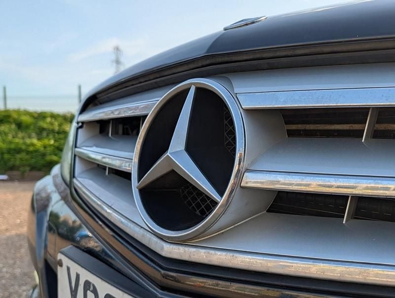 Used Mercedes C220 Executive 2012 Black Estate