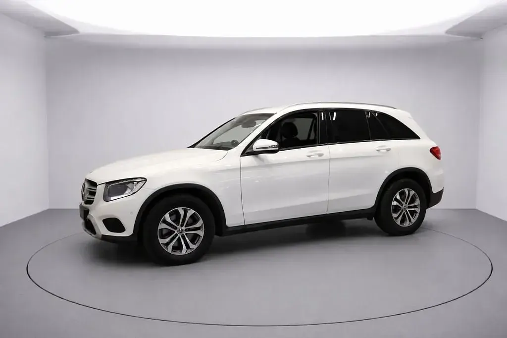 Second-hand Mercedes GLC220 Executive 2017 Alb Break