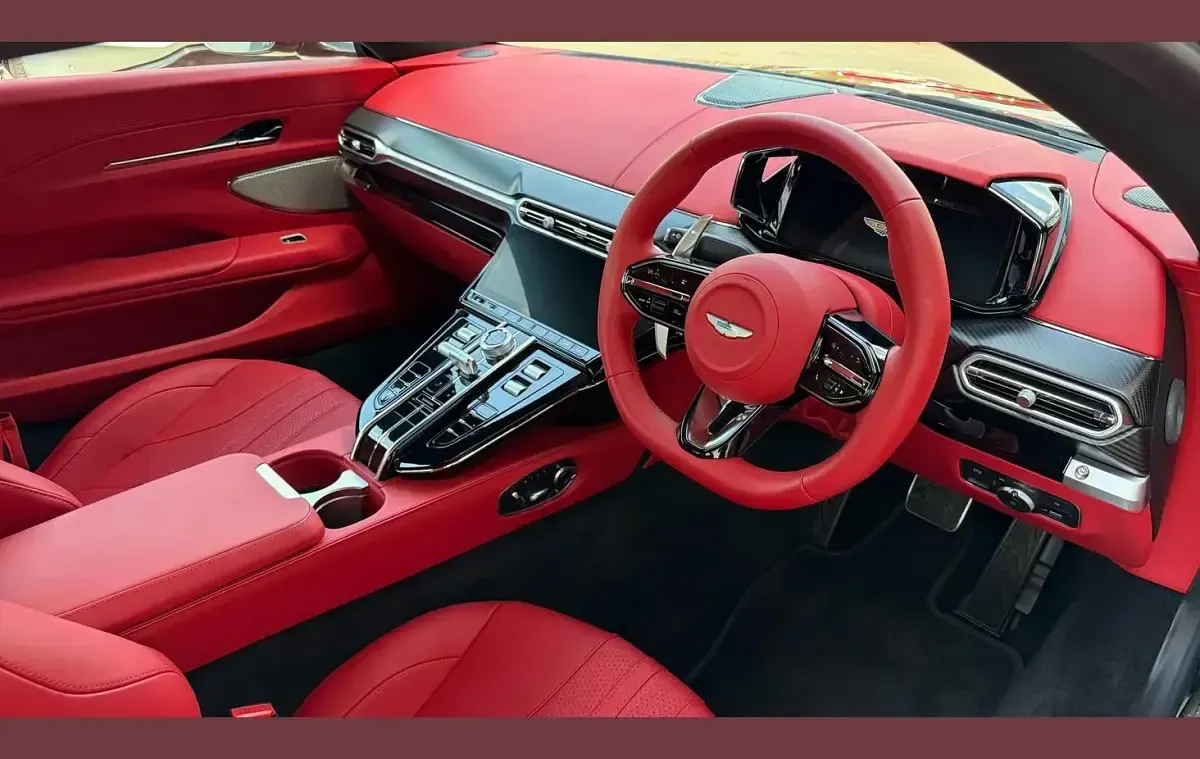 New Aston Martin Vantage 655 HP (481 kW) 2025 Black Coupe
