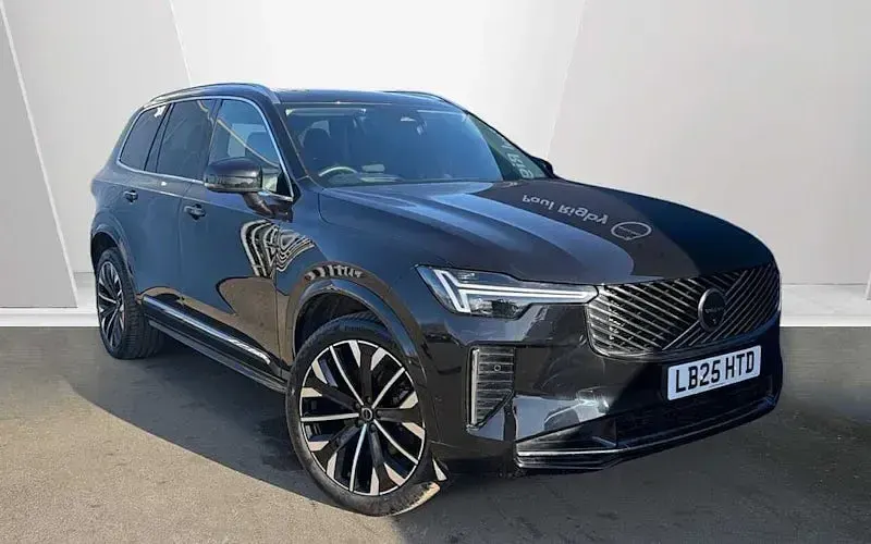 Usado Volvo XC90 Ultra 250 HP (183 kW) 2025 SUV