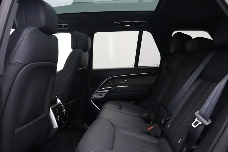 Gebraucht Land Rover Range Rover SE 345 PS (253 kW) 2023 Blau SUV