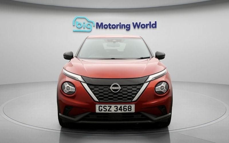 Used Nissan Juke N-Connecta 143 HP (105 kW) 2022 Red SUV
