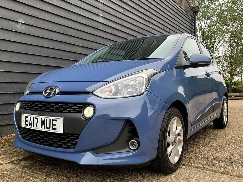 Blue Used 2017 Hyundai i10 Premium Hatchback | £5,975 (Fair price) - Image 1/4