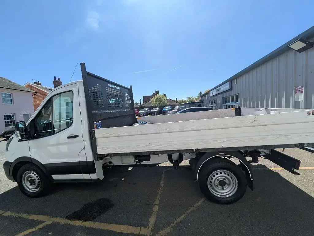 Usado Ford Transit 130 CV (95 kW) 2022 Blanco