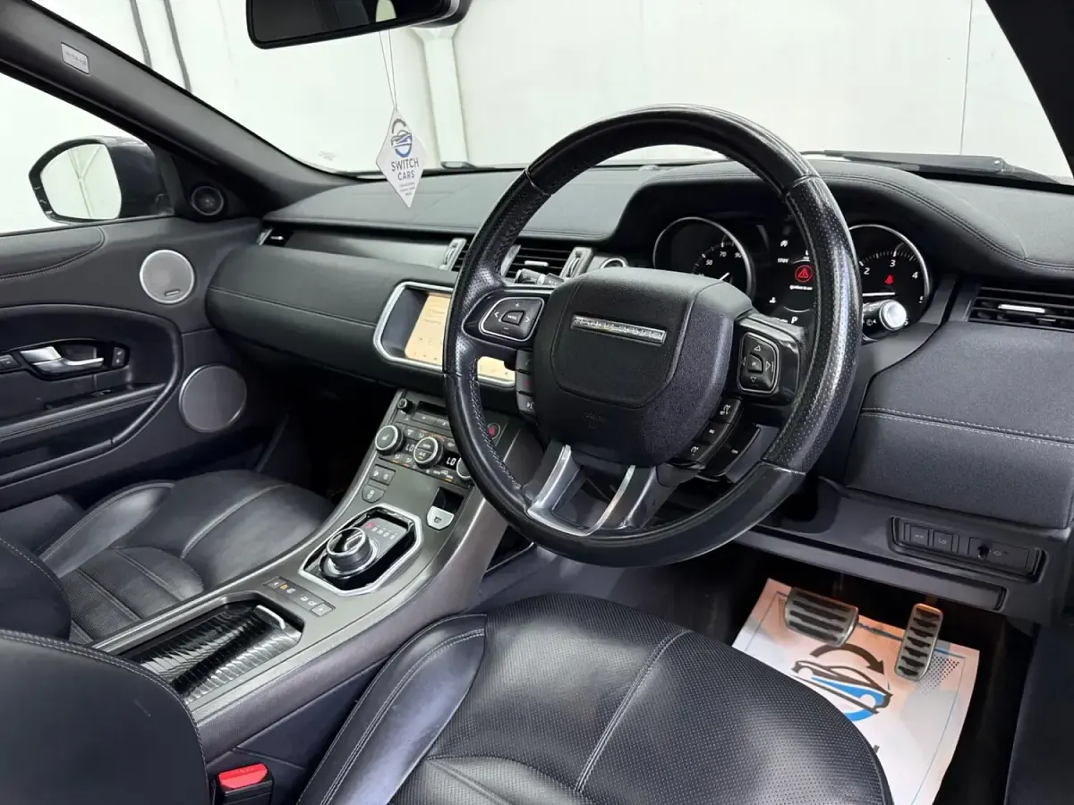 Used Land Rover Range Rover evoque HSE Dynamic 2018 Black Estate