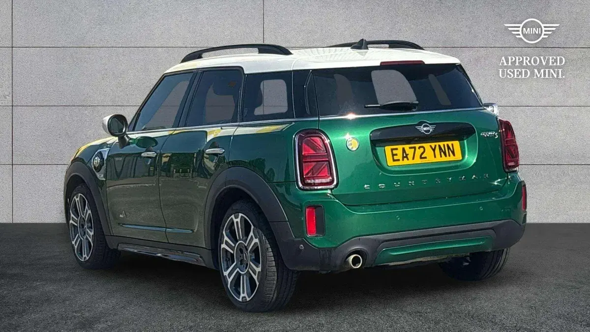 Usado Mini Cooper S Countryman Exclusive 219 HP (161 kW) 2022 Verde SUV