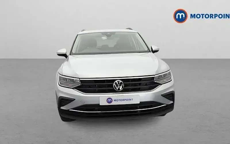 Used VW Tiguan Life 150 HP (110 kW) 2023 Silver SUV