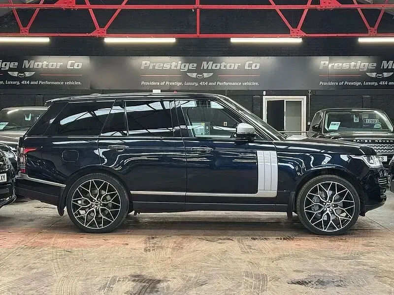 Used Land Rover Range Rover Vogue SE 339 HP (249 kW) 2014 Black SUV