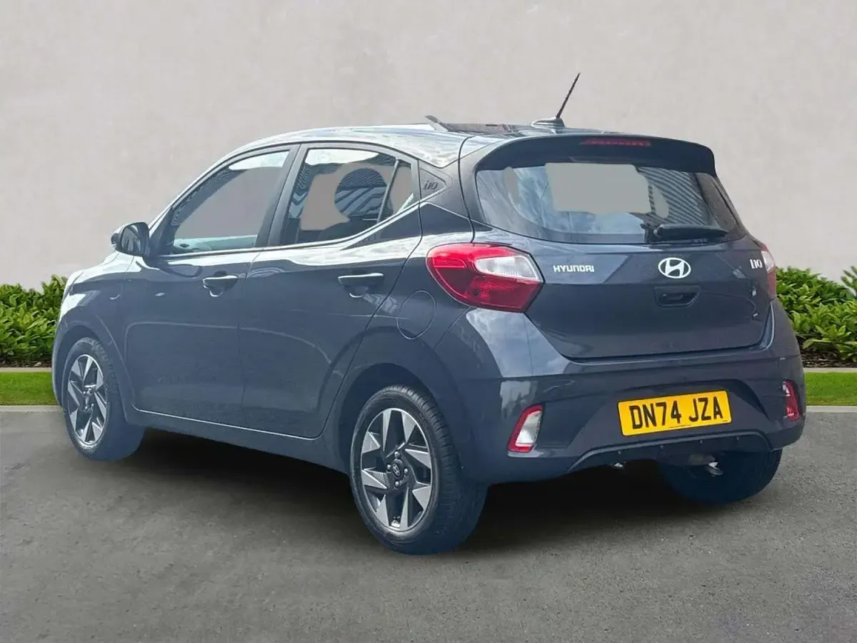 Used Hyundai i10 Advanced 2024 Grey Hatchback